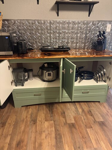 The Bear Den Retreat - Welcoming 1-bedroom apartment in Colorado Springs