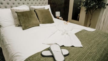 2 Schlafzimmer, Schreibtisch, Bügeleisen/Bügelbrett, kostenloses WLAN