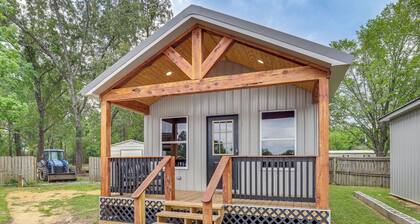 Bring Your Boat! Cozy Home 3 Mi to Sabine River