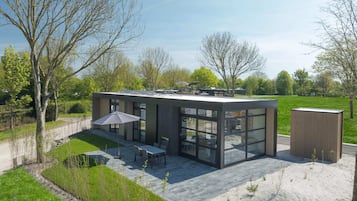 Villa | Exterior