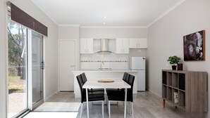 Uklassifisert bilde, 3 av 7, knapp