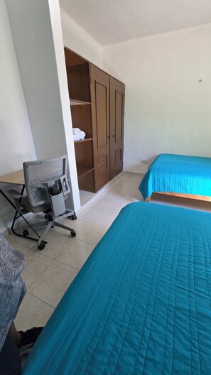 Iron/ironing board, WiFi - Bright & Spacious Well-Located 2 Bedrooms Home (Playa del Carmen)