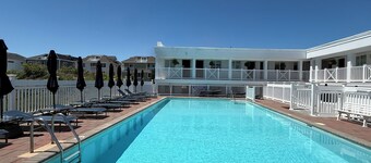 Oceana By The Sea