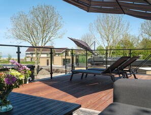 Villa | Balcony - Waterfront Villa With Private Rooftop (Workum)