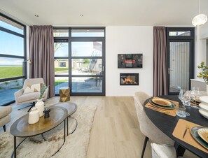 Villa | Dining - Waterfront Villa With Private Rooftop (Workum)