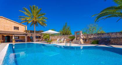 SON FULLANETA - Villa with private pool and free Wi-Fi in Llucmajor
