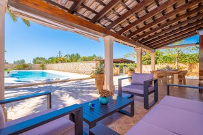 Outdoor dining - SON FULLANETA - Villa with private pool and free Wi-Fi in Llucmajor (Llucmajor)