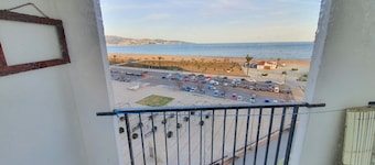 KARINA APARTMENT BEACH-3