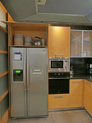 Fridge, microwave, oven, dishwasher