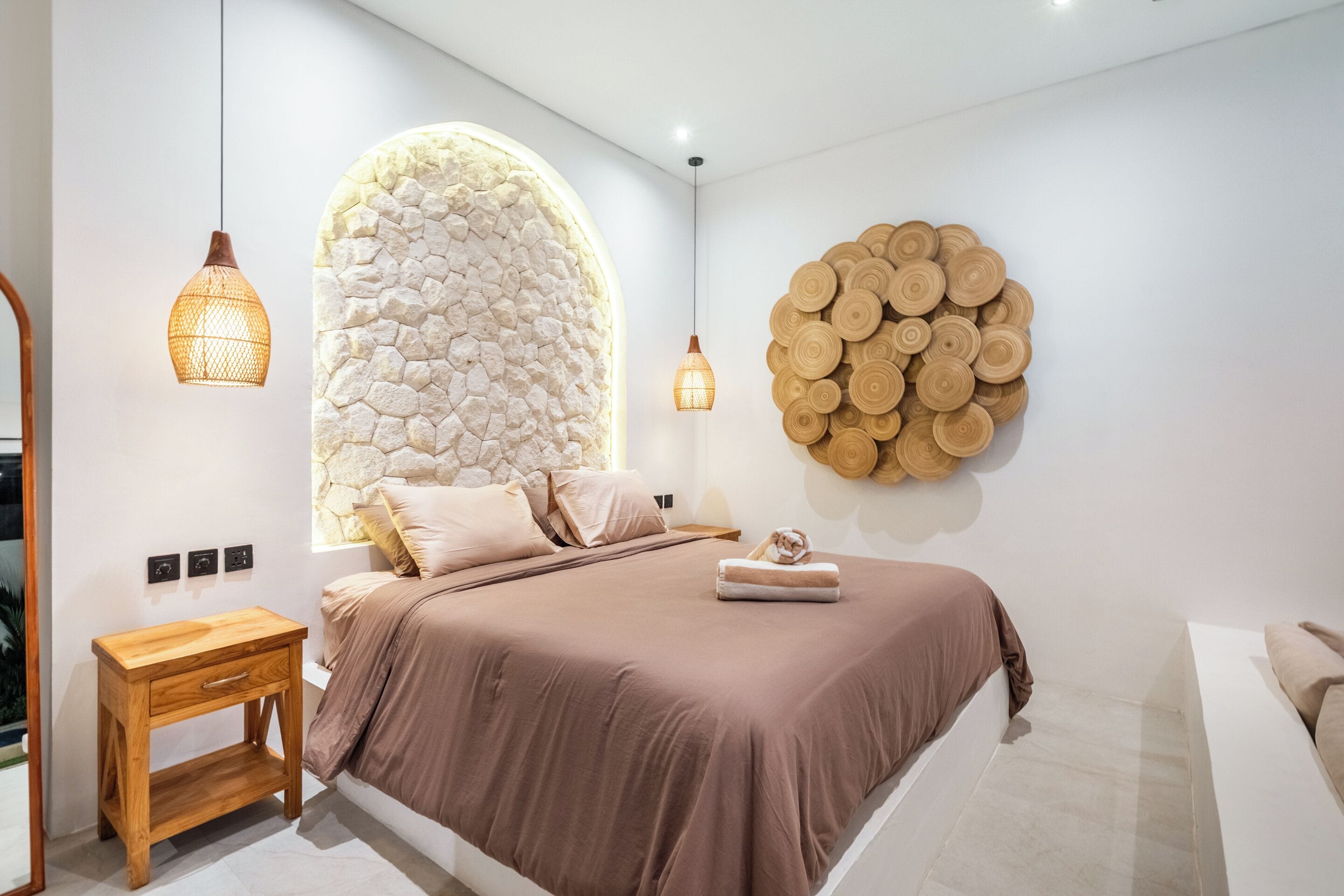 Villa de lujo, 1 cama de matrimonio grande, cocina, vistas al jardín | Caja fuerte, espacio para trabajar con un portátil, cortinas opacas