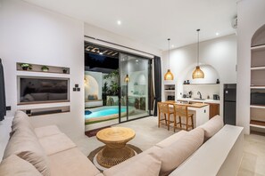 Villa de lujo, 1 cama de matrimonio grande, cocina, vistas al jardín | Interior