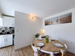 Dining - Le Beaupré by Interhome (Canet-Plage)