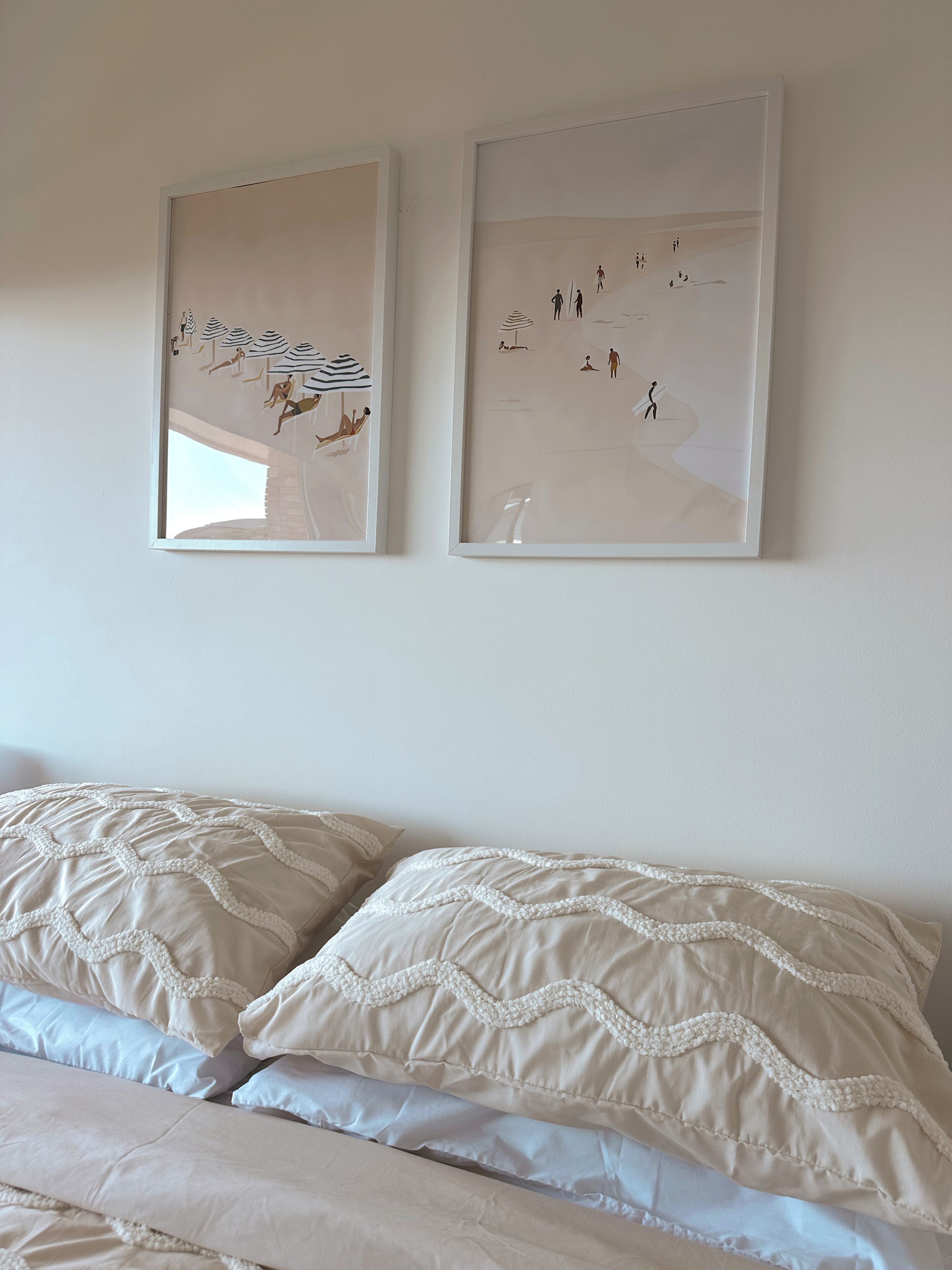 Iron/ironing board, internet, bed sheets