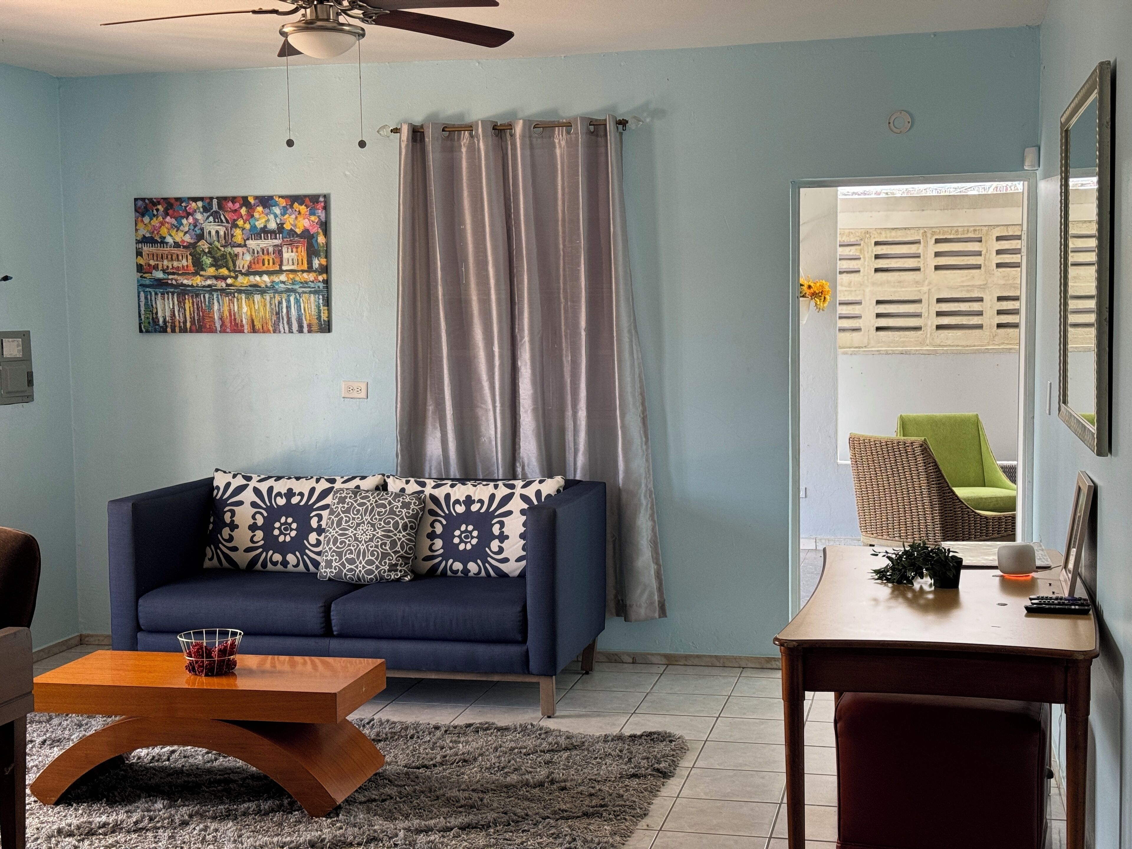 Peaceful 3-bedroom Apartment With Ac In Charming Cataño - Levittown