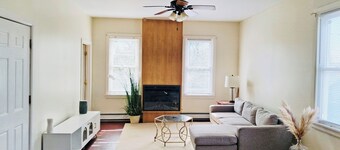Stylish Troy Apartment • Free parking • Near RPI