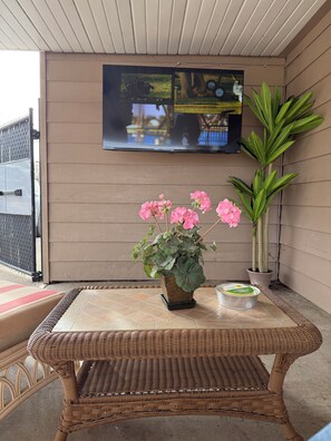 Interior - The Six Eleven Co: Heartland Retreat. King suite. Great outdoor area& coffee bar (Hartley)