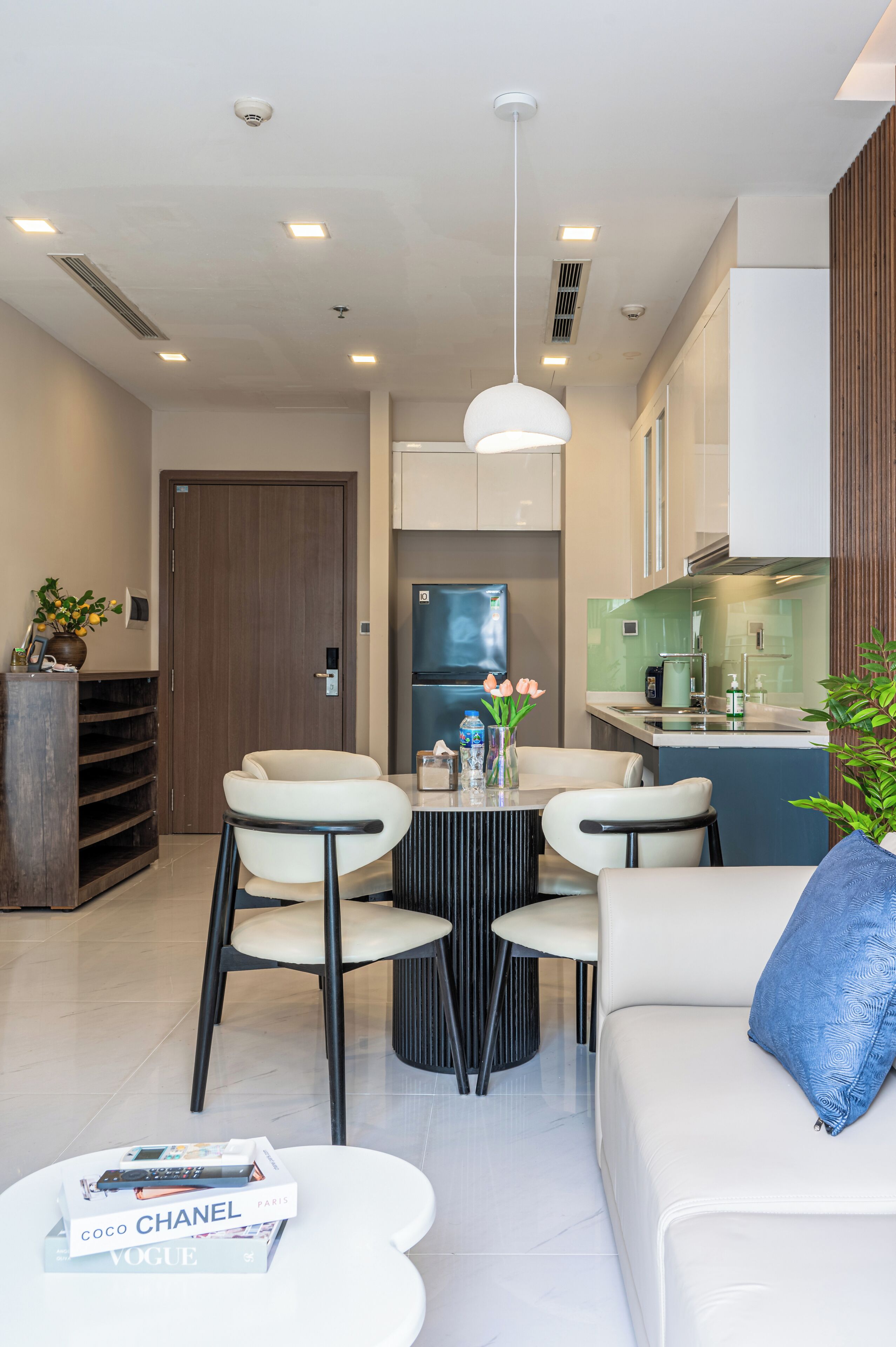 Ropa de cama de alta calidad, colchones con pillow-top y minibar 