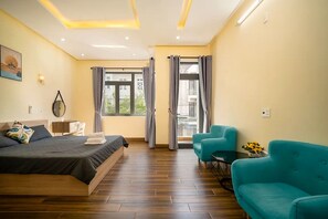 Double Room, 1 Queen Bed | Desk, laptop workspace, free WiFi - Poseidon Hotel (Ngu Hanh Son)