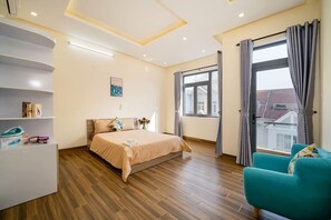 Double Room, 1 Queen Bed | Desk, laptop workspace, free WiFi - Poseidon Hotel (Ngu Hanh Son)