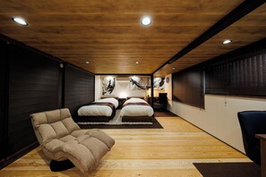 4 habitaciones, caja de seguridad en la habitación y escritorio 