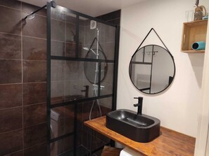 Bathroom - Vrbo Property (Les Orres)