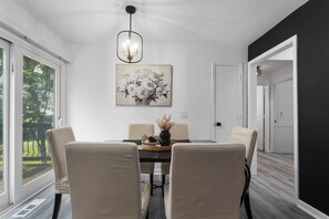 Dining - Upscale Corporate KC Retreat (Grandview)
