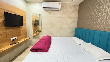 Deluxe Double Room, City View