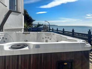 Terrace/patio - Bryn Eglwys - UKC9411 (Barmouth)