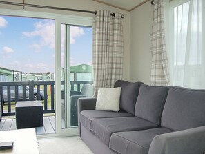 TV - 2 bedroom accommodation in Tywyn (Tywyn)