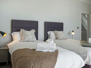Free WiFi - Morwendon House - UKC9412 (Barmouth)
