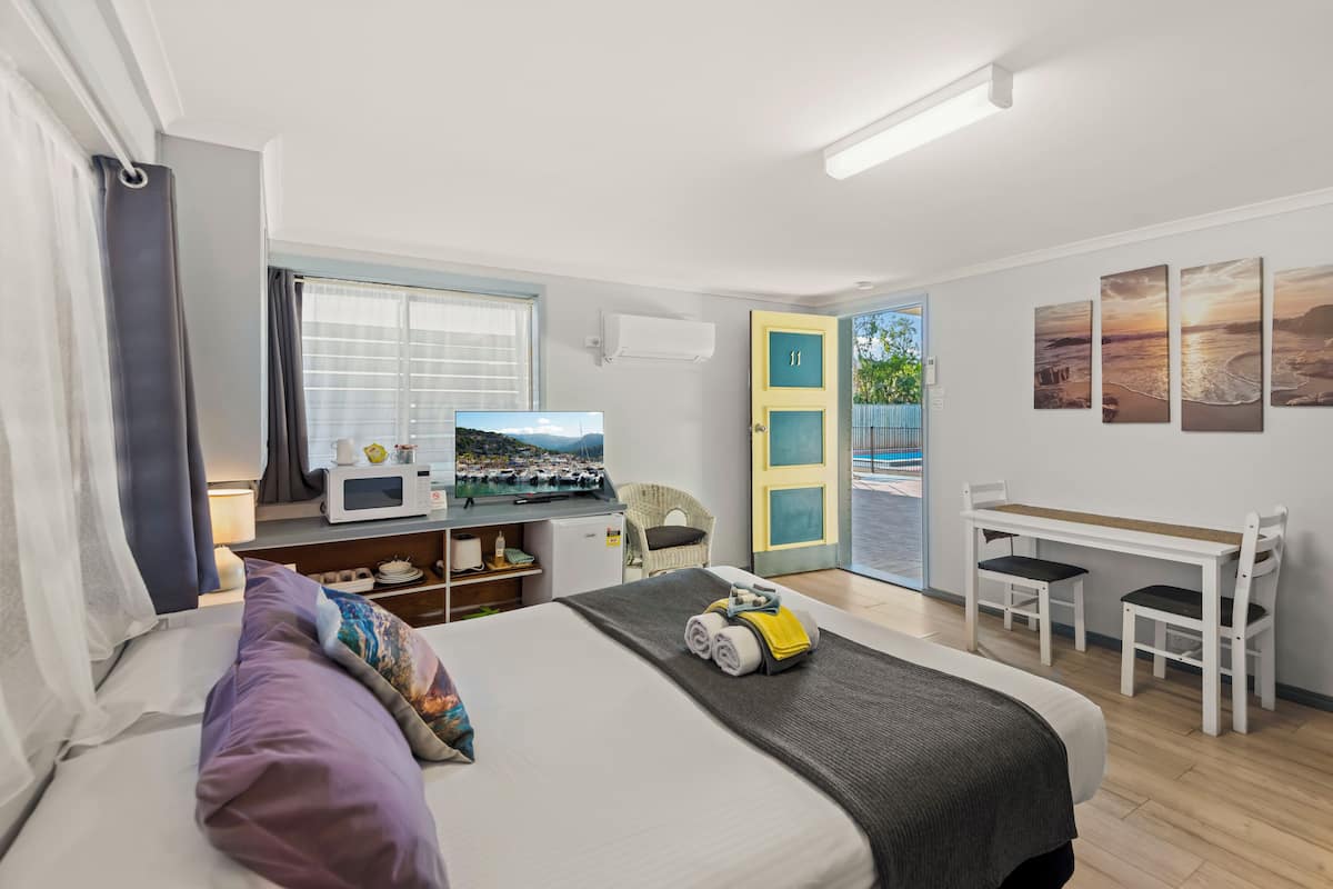 Wifi gratis y ropa de cama