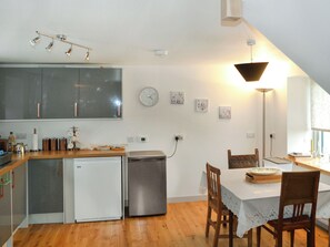Dishwasher, high chair - 2 bedroom accommodation in Isle of North Uist (Isle of North Uist)