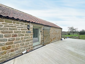 Unclassified image, 4 of 13, button - Primrose Cottage - UK51766 (Pickering)