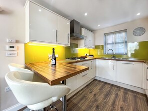 Kitchen | Little Whitehall, Whitby - This beautiful spacious property is ideal for families and friends. (Whitby)