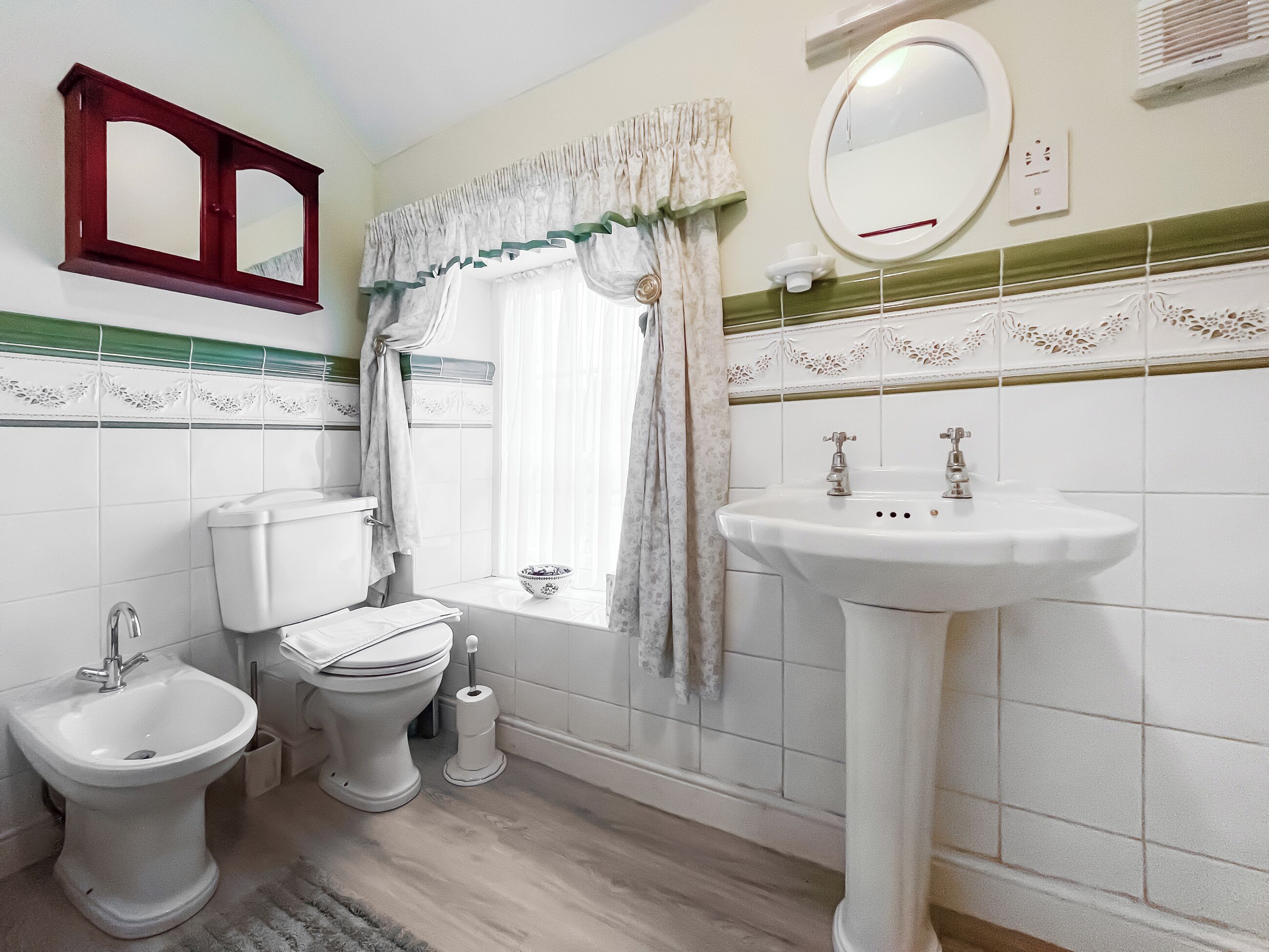 Bathroom | Priory Cottage, Rosedale Abbey