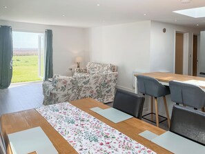Interior - We love the views from this property and the spacious open plan living area. (Bemopton)