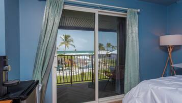 1 bedroom, in-room safe, iron/ironing board, free WiFi