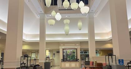 Arnot Grand Hotel & Suites
