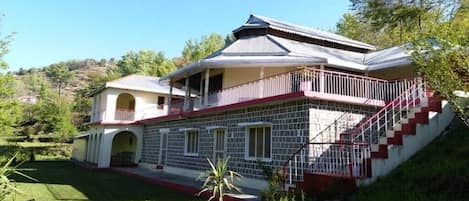 Deluxe Double Room, Mountain View | Exterior