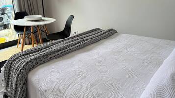1 bedroom, Internet, bed sheets