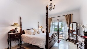Iron/ironing board, free WiFi, bed sheets - Luxury 3BR Villa by Alhaurín Golf w/ Heated Pool REF011 (Alhaurín el Grande)