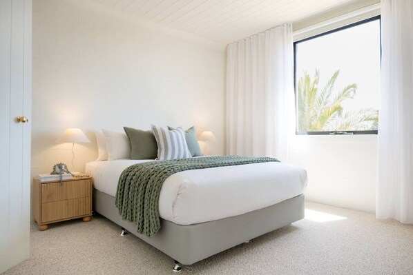 Iron/ironing board, travel crib, bed sheets
