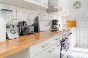Fridge, microwave, oven, stovetop - fewo1846 - Berth Marina (Flensburg)