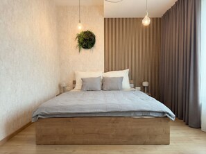 Apartamento básico | Ferros/tábuas de passar roupa, Wi-Fi de cortesia