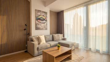 Basic Apartment | Living area