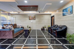 Lobby - Collection O Mini Bypass Nellore Road (Sri Potti Sriramulu, Nellore)