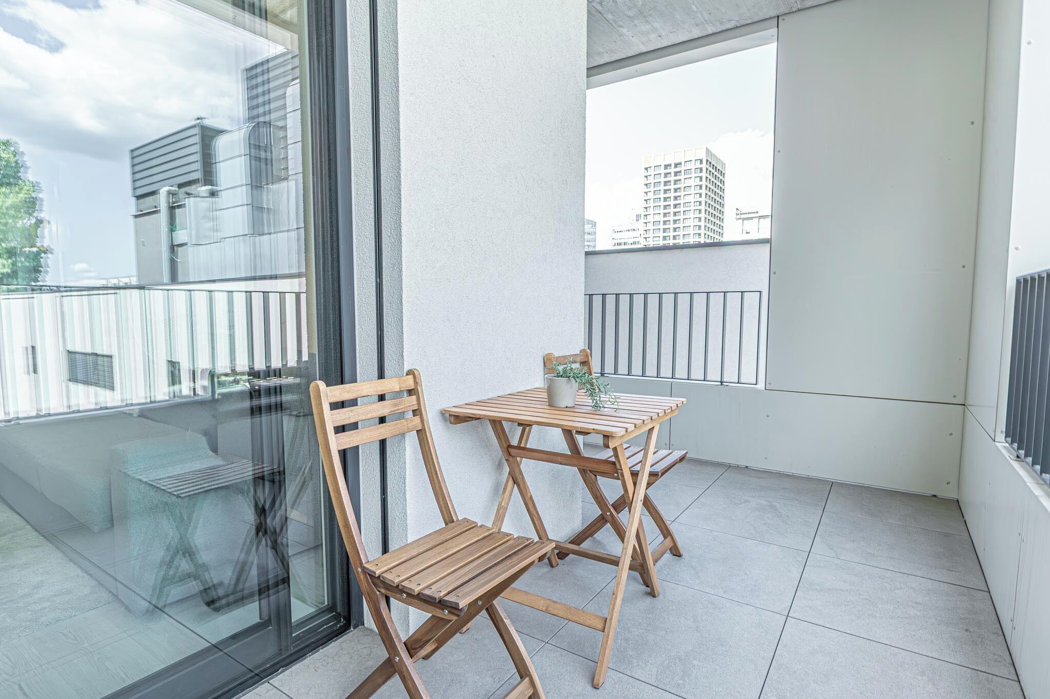 Basic-Apartment | Balkon