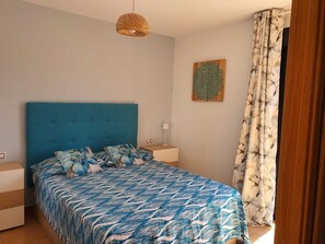1 bedroom, in-room safe, iron/ironing board, free WiFi - Casa Azul, an oasis of peace and tranquility (Lajares)