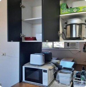 Interior - Charming 1 BR in NMelbourne close to the CBD, Melbourne University & hospitals. (North Melbourne)