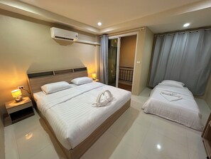 Family Triple Room, Balcony | Desk, free WiFi - Lexis Residence Patong - Newly Renovated (Tambon Patong)